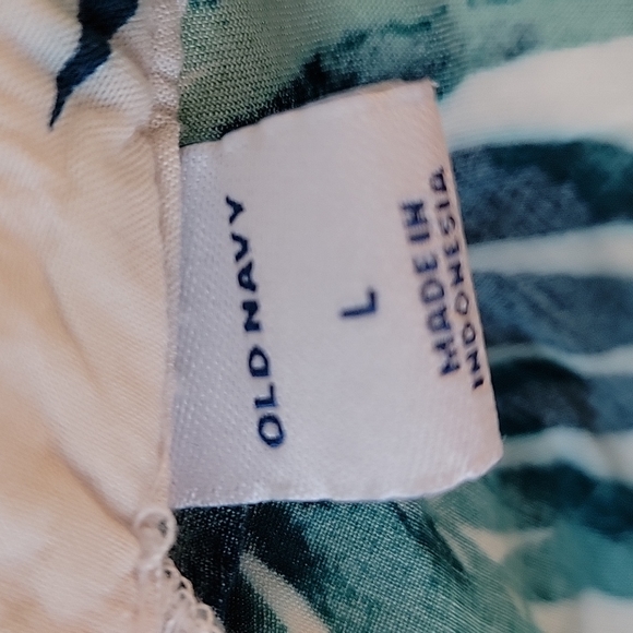 Old Navy tank top - Picture 3 of 4